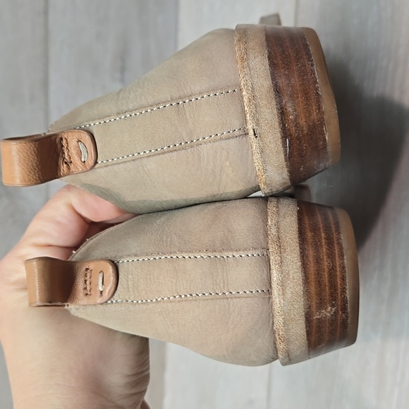 Gentle Souls Women By Kenneth Cole Leather Pointed Toe Slip-On Shoes Boots 9M - Picture 6 of 11